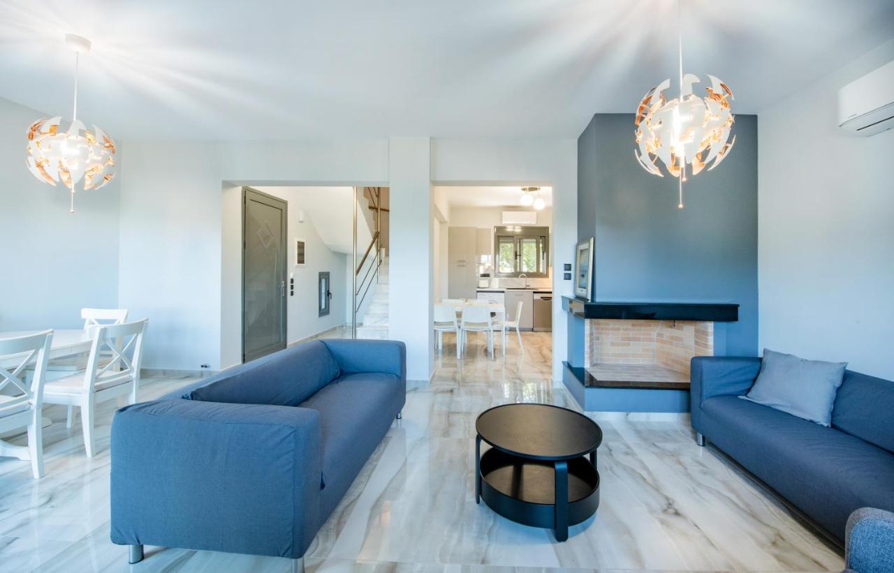 Case de vacanță New Asteria. Luxury Maizonette With Sea View Asgourou